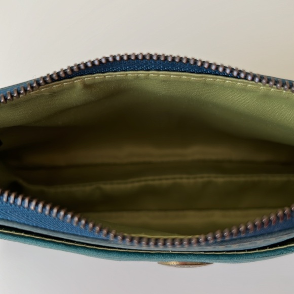 Coach wristlet - Picture 5 of 8